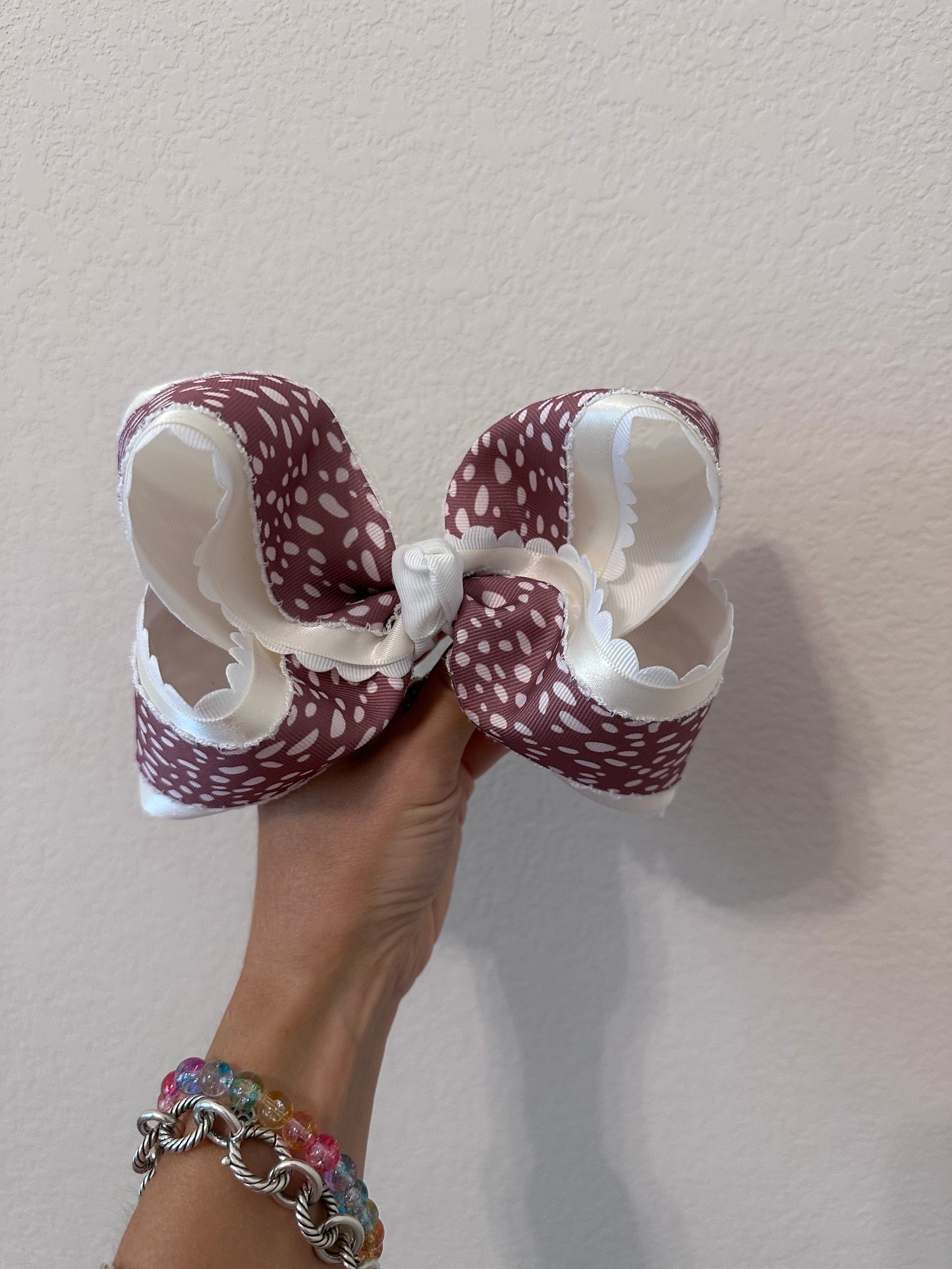 6” Fawn print bow