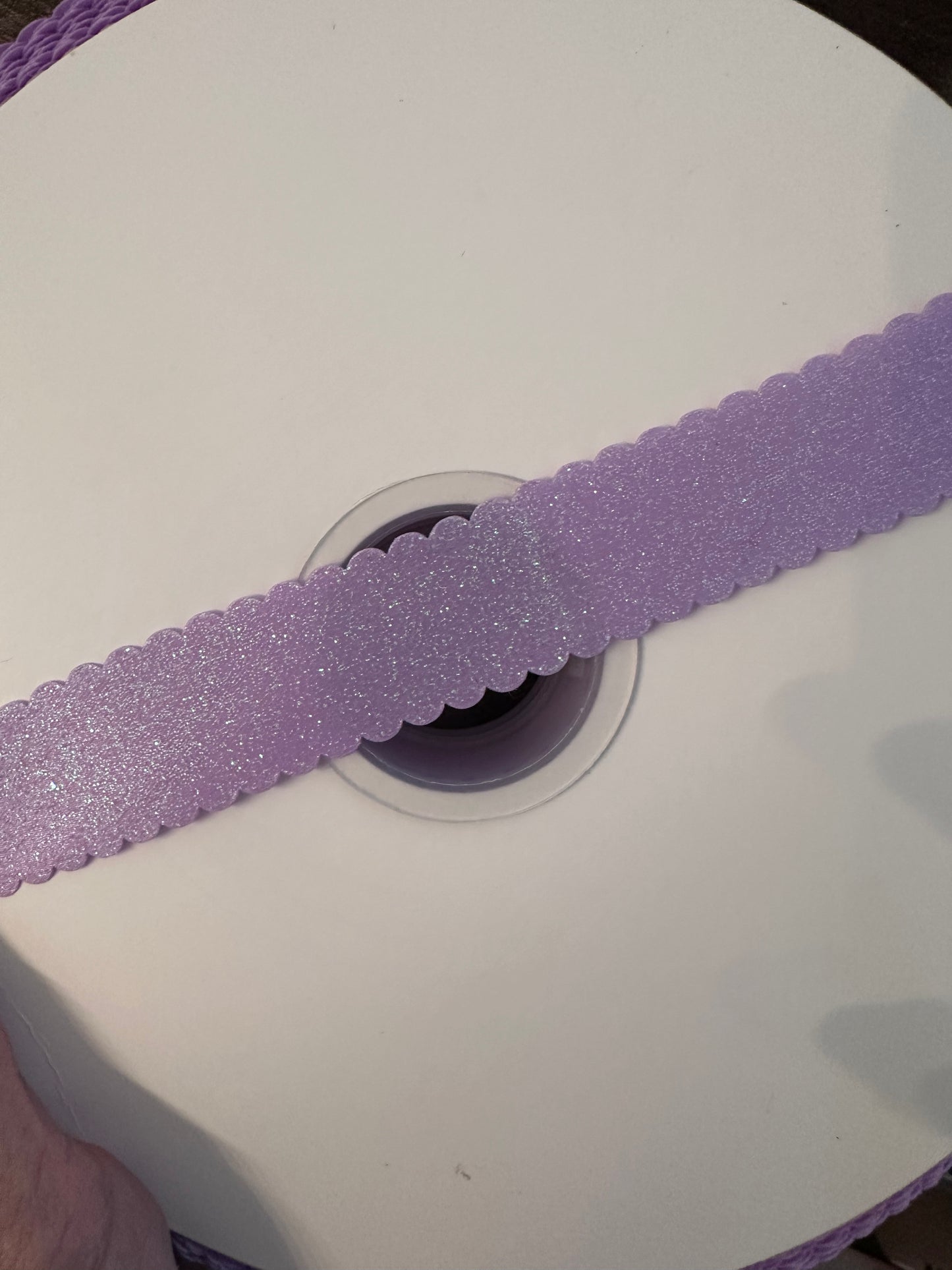 1” Glitter Satin Wavy-light orchid
