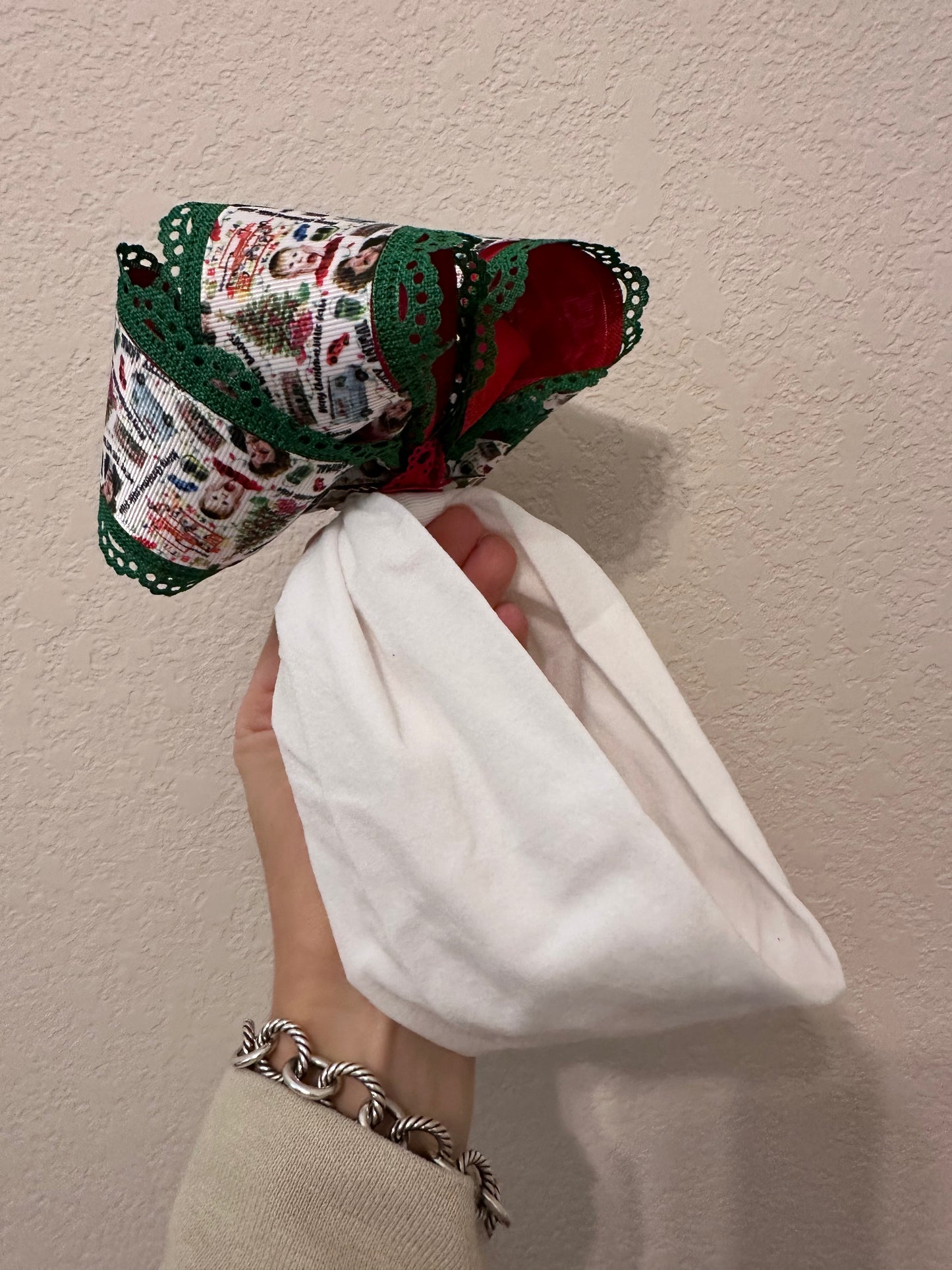 White interchangeable headband