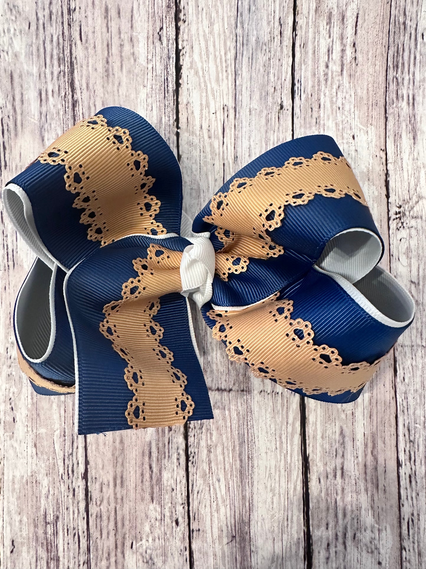 Keller Lace Bow