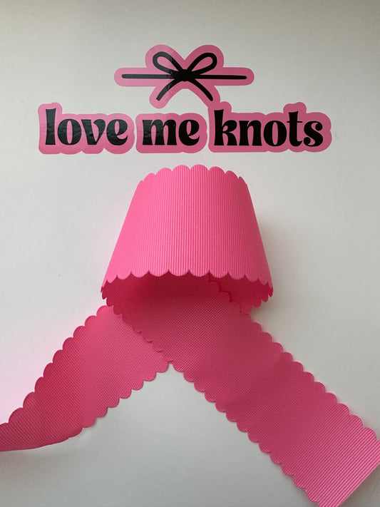 2” Hot Pink Scallop