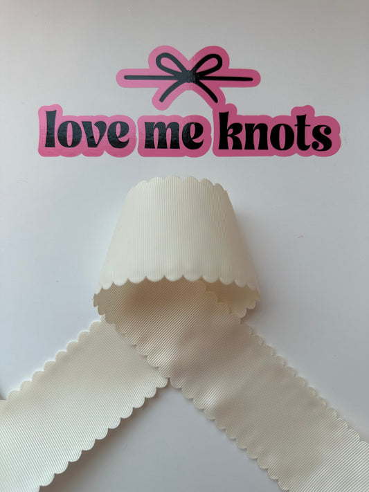 2” Cream Scallop