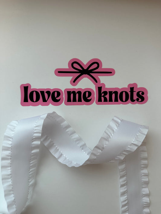 1.5” White Ruffle