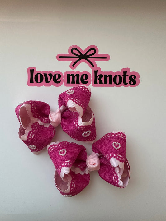 Pink lace piggies with pearl hearts