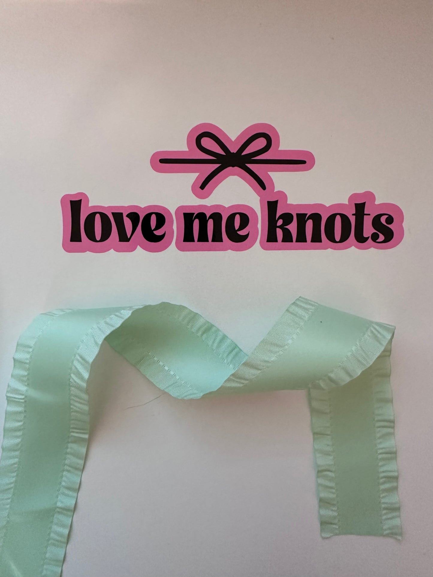 1.5” mint ruffle
