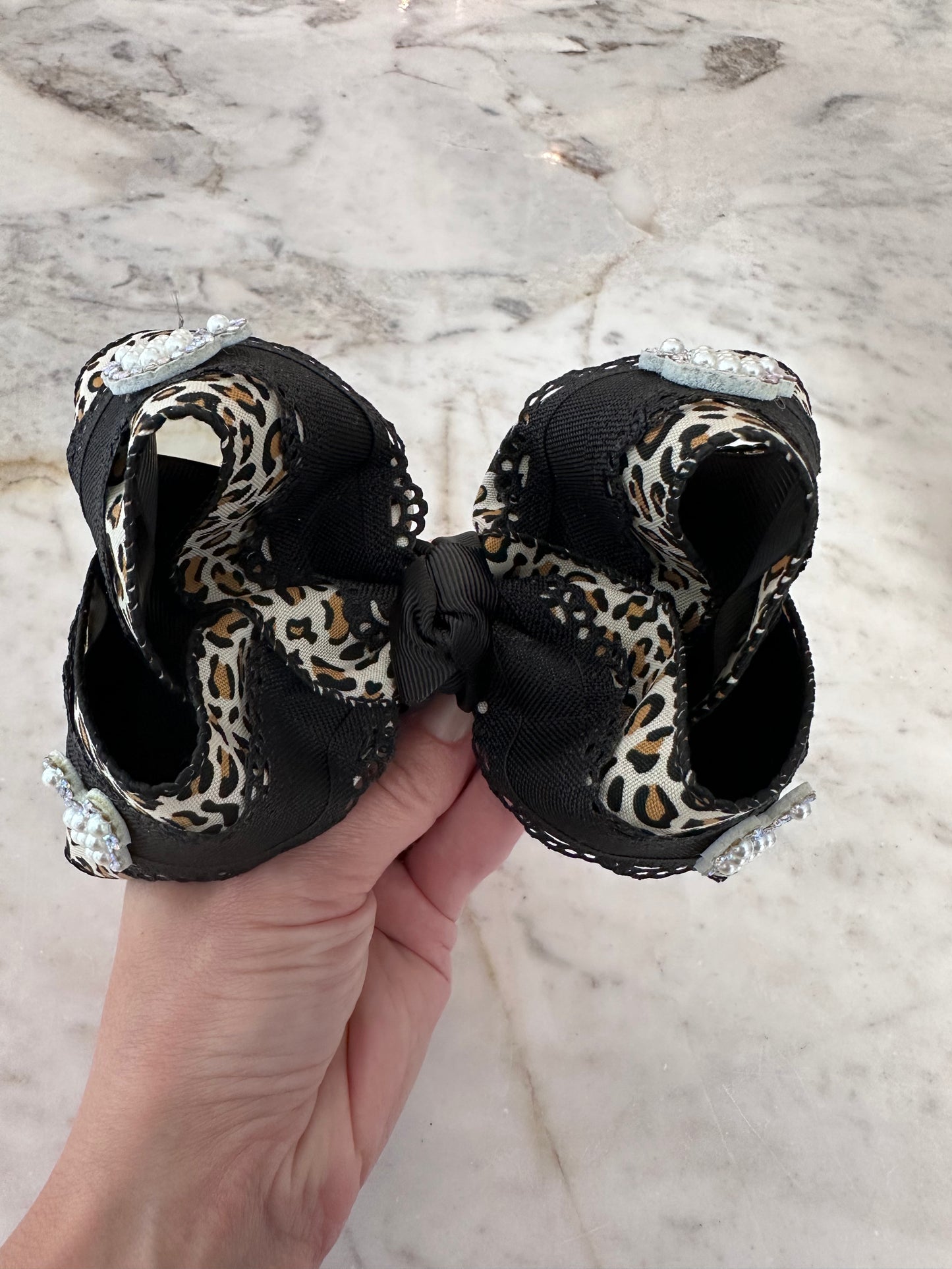 Mouse bow AK inspired