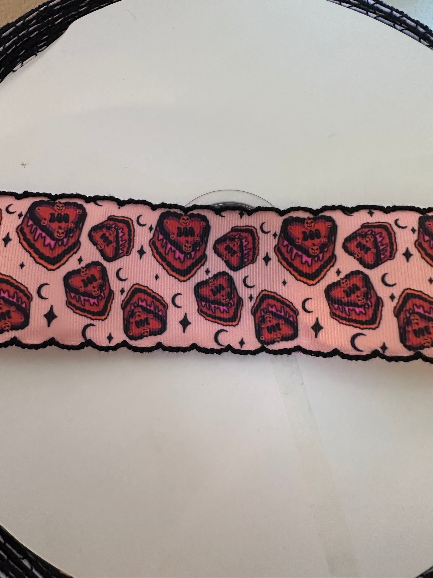 2” Boo Cakes
