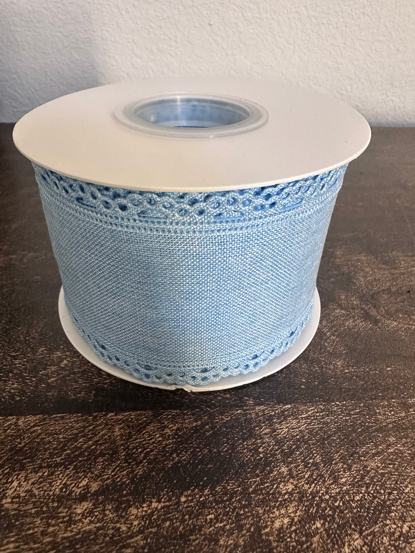 2.5” light blue eyelet