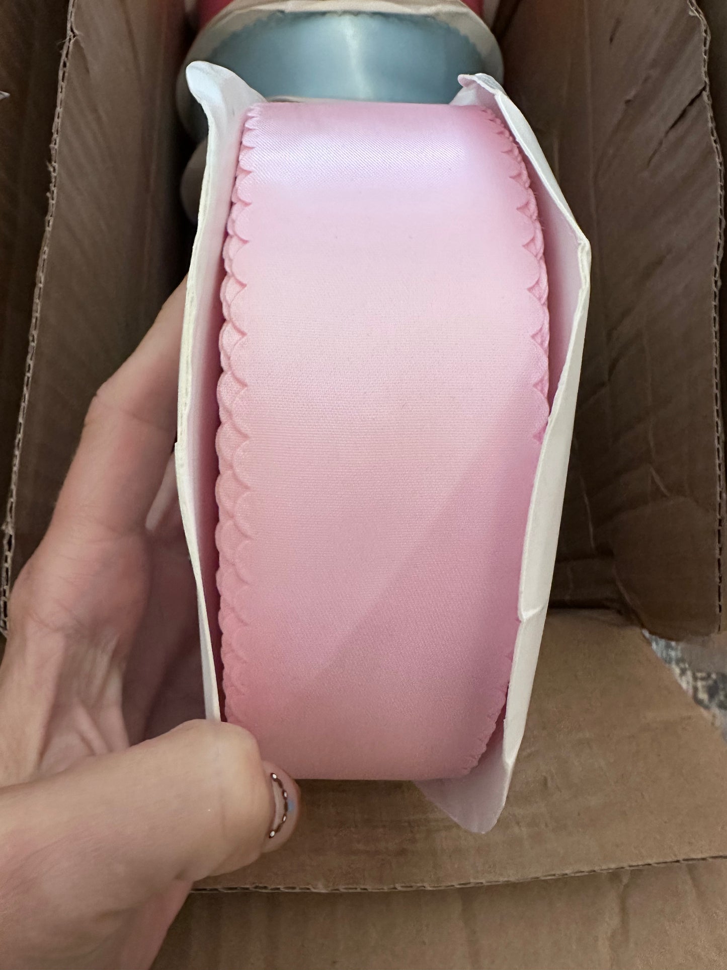 2” Satin Wavy- light pink