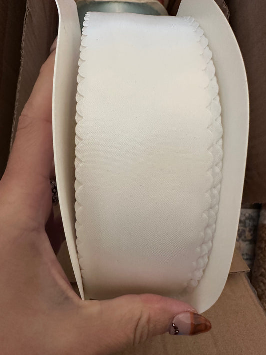 2” Satin Wavy- white